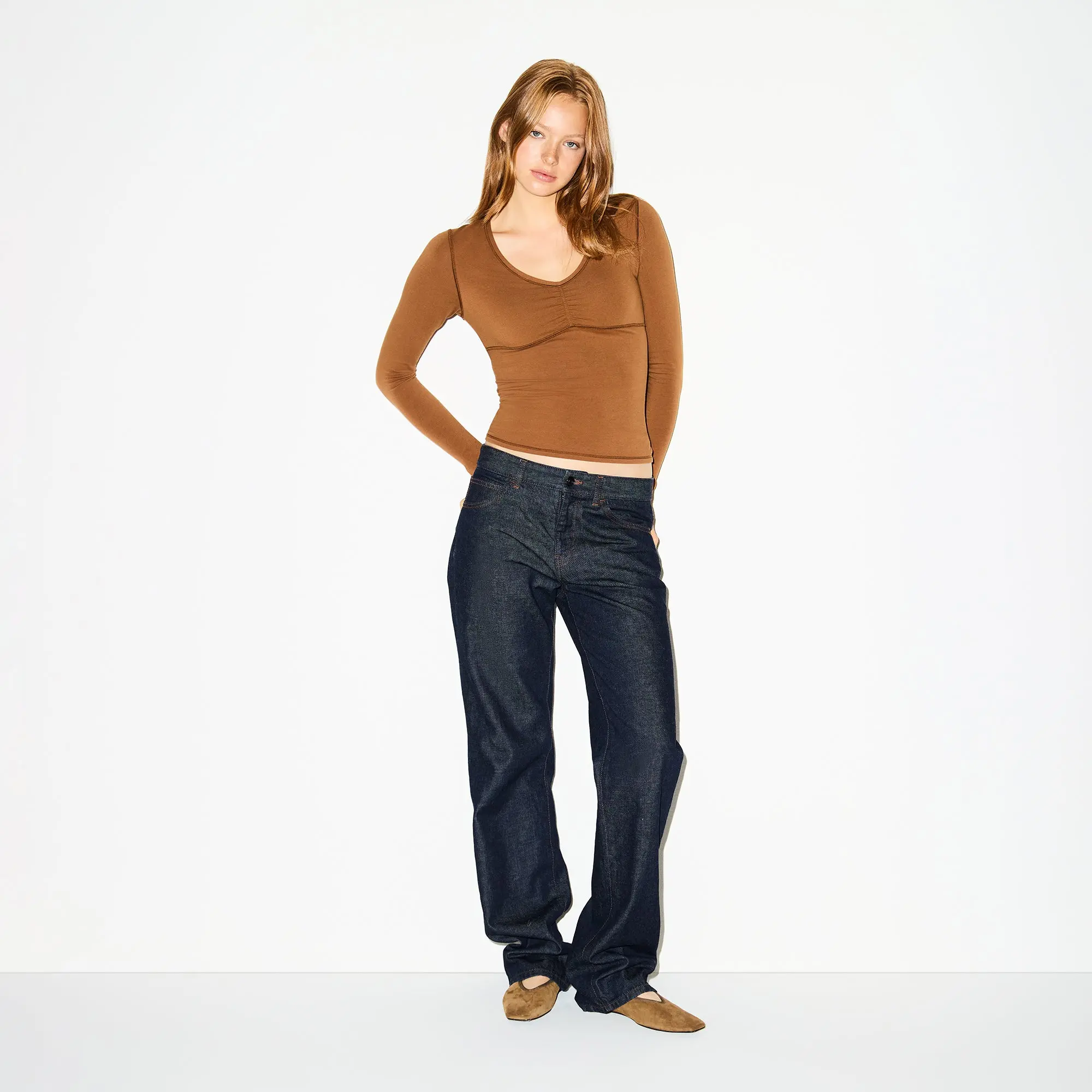 Shirred Bust Long Sleeve - Image 4