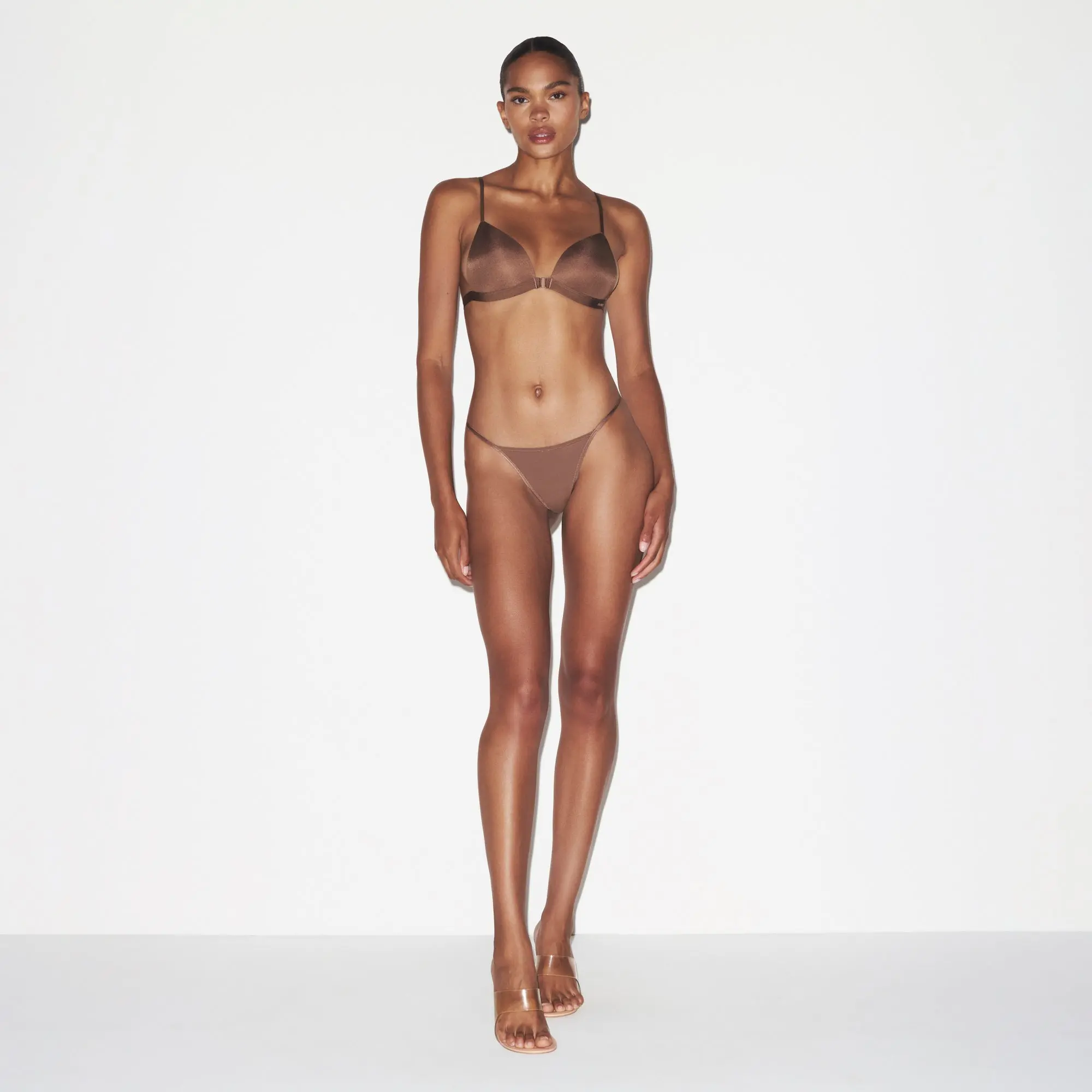 Triangle Front Close Super Push-Up Bra - Image 4