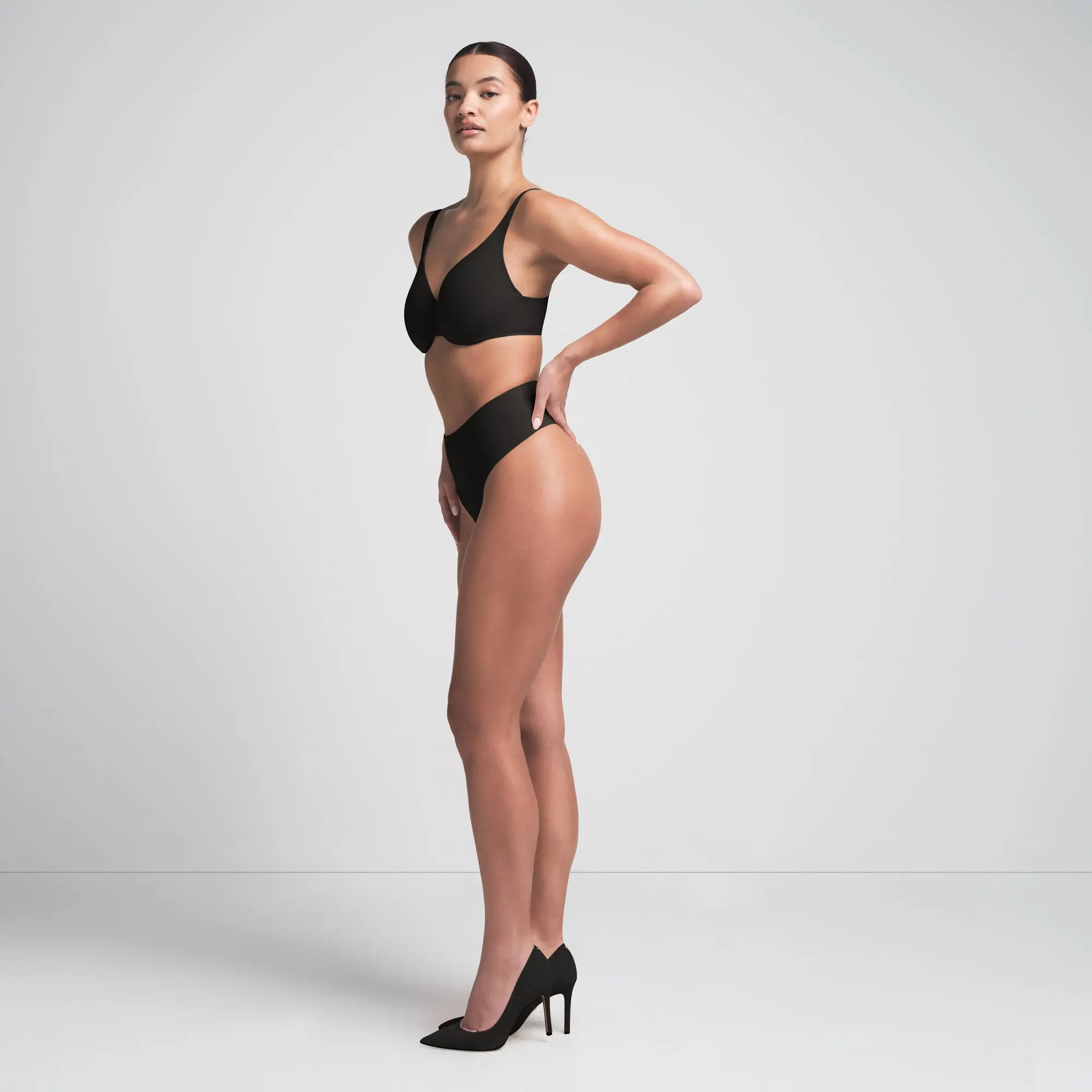 Unlined Minimizer Bra - Image 4