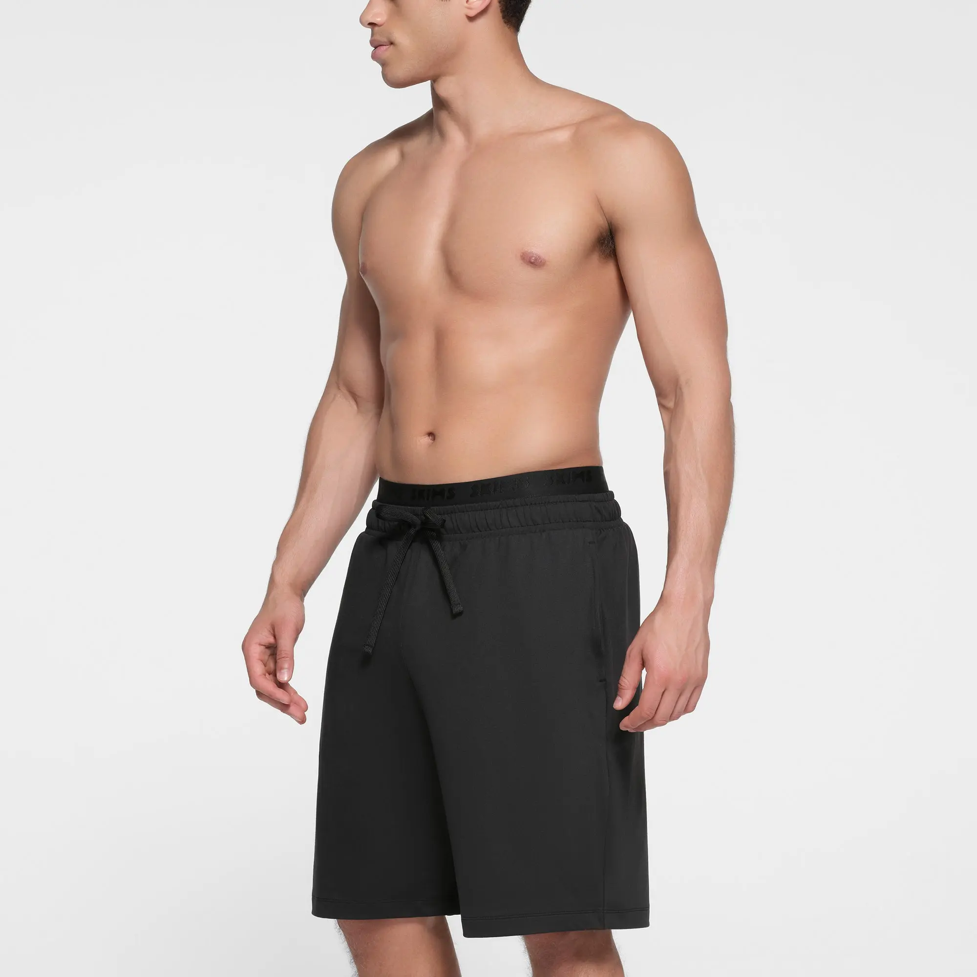 Mens Relaxed Short - Image 2