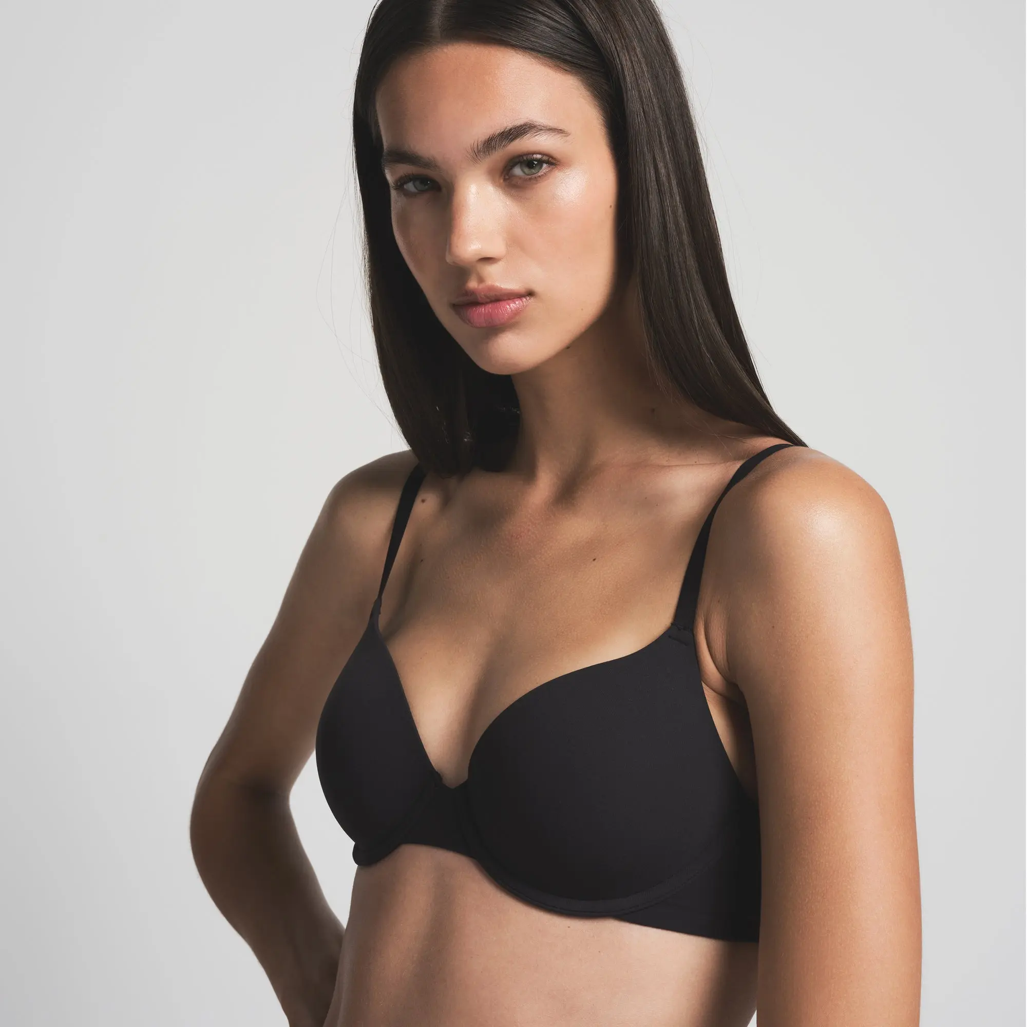 T-Shirt Bra - Image 2