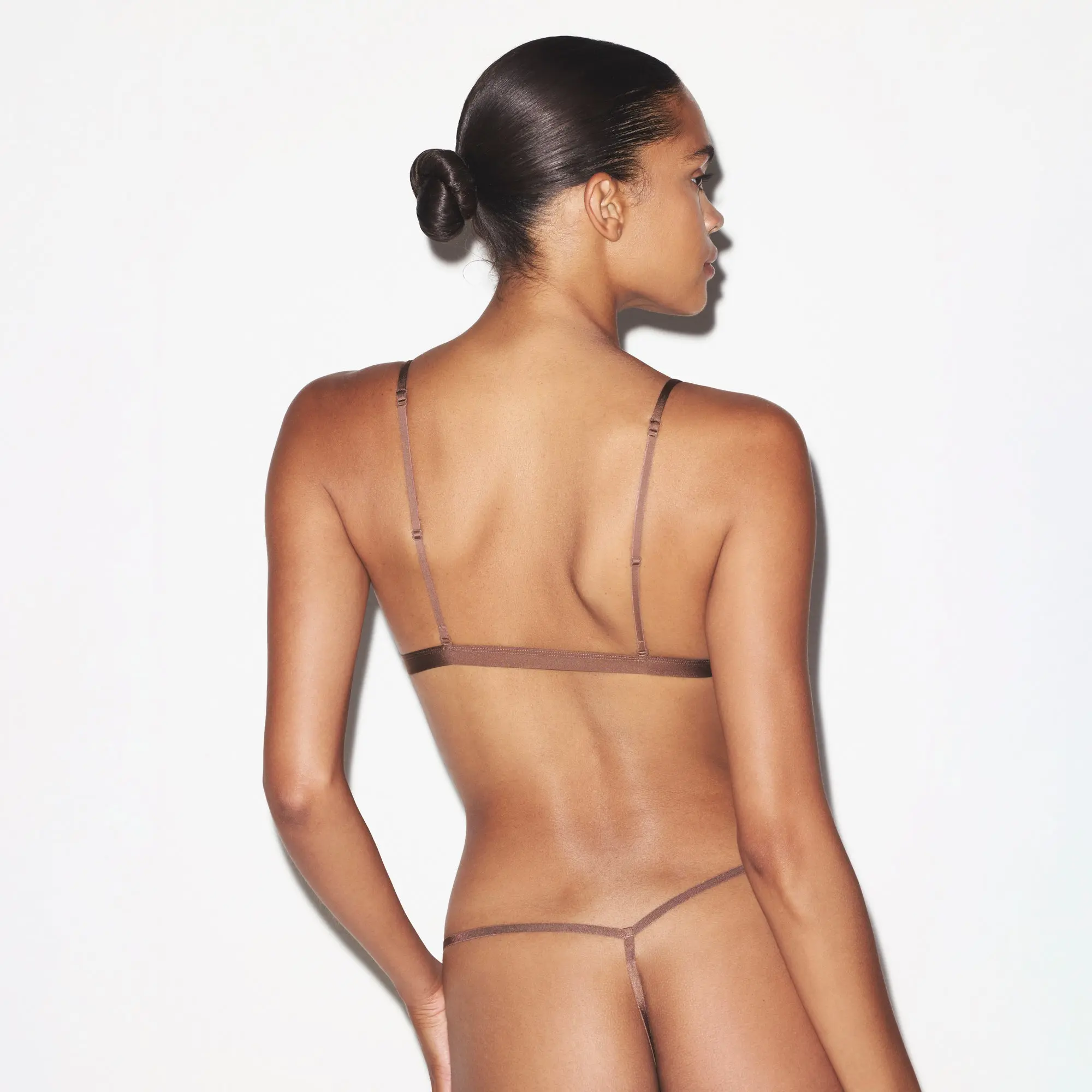 Triangle Front Close Super Push-Up Bra - Image 5