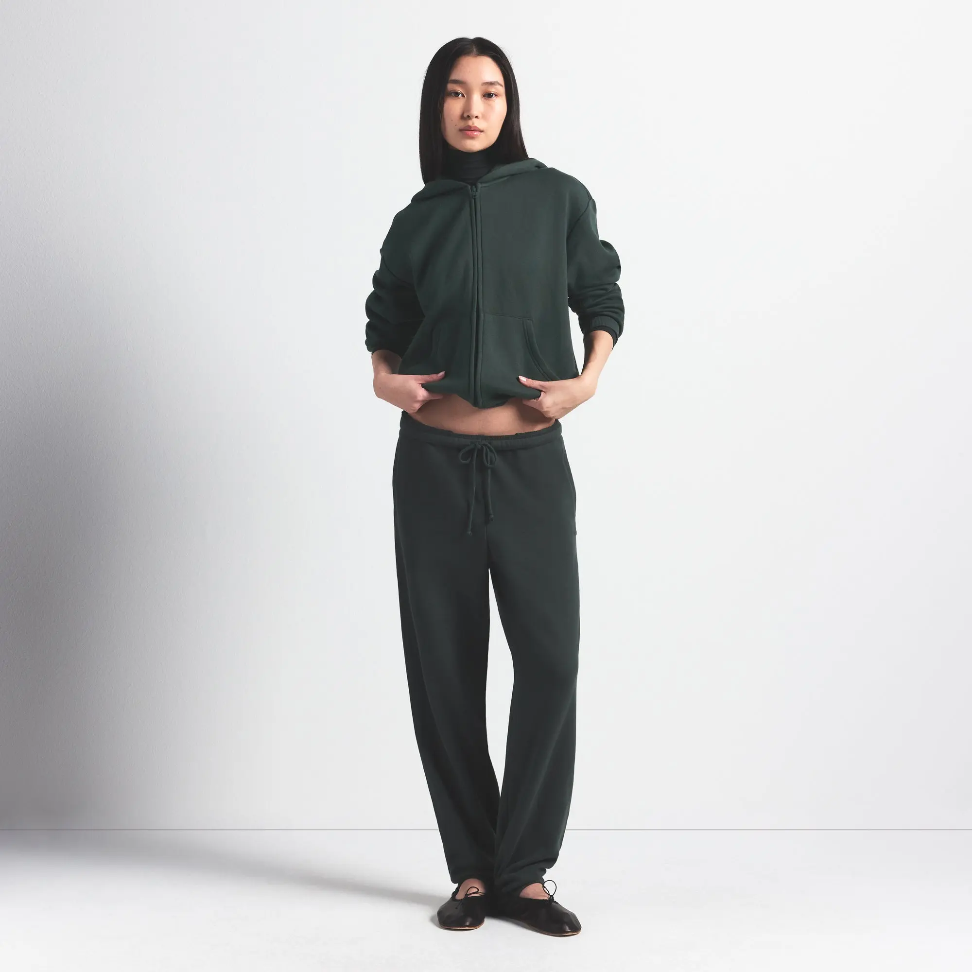 Classic Jogger - Image 3