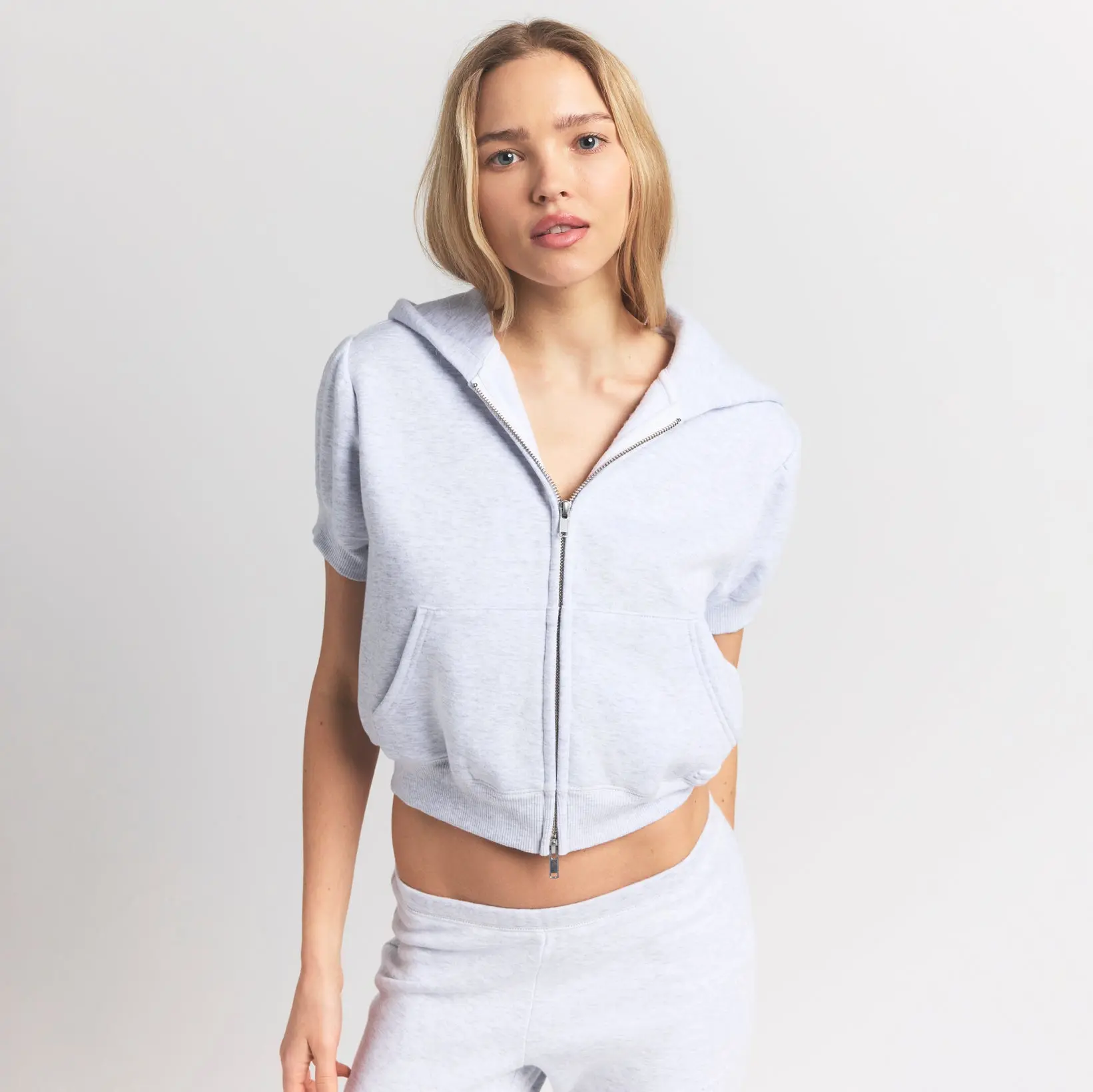 Bubble Sleeve Cropped Zip Up - Image 2