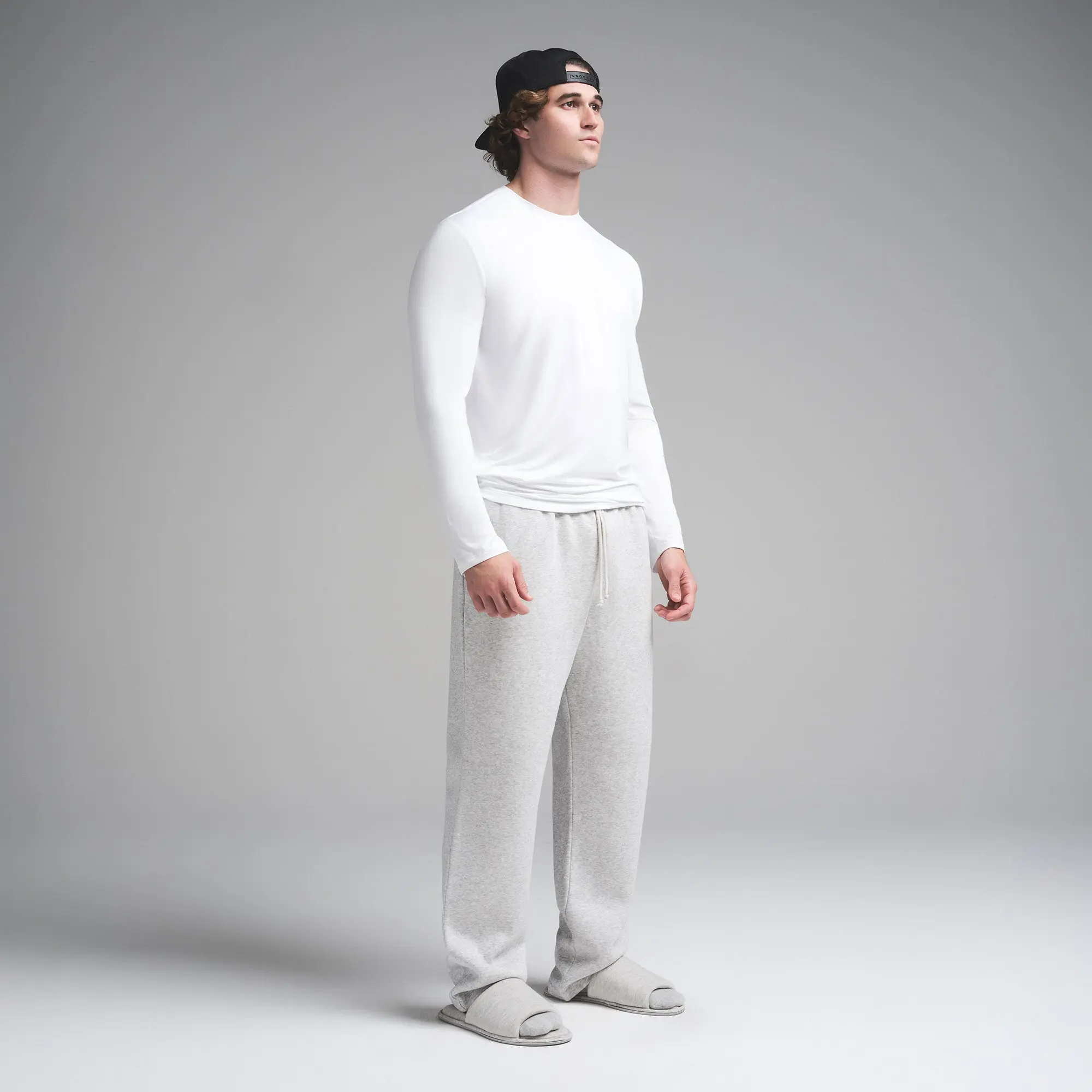 Mens Classic Long Sleeve T-Shirt - Image 3